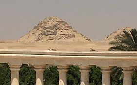 سقارة إن